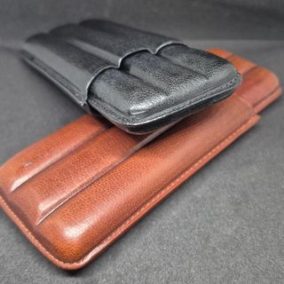 Charuteira tripla em pele preta