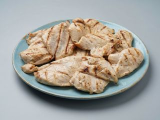 Bife frango grelhado para 3 pessoas