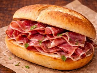 Sandes de presunto (Ham Sandwich)