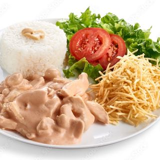 Strogonoff de Frango