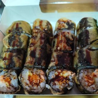 S12. Maki Frito (16 Unidades)