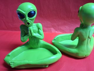 Cinzeiro Alien Verde