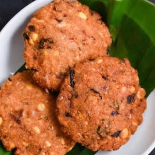PARIPPU VADA