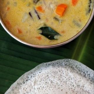 APPAM WITH VEG STEW