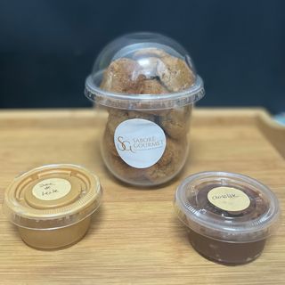 Cookies com recheio de doce de leite e chocolate