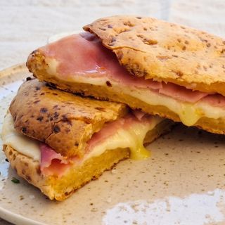 Tosta de Pão de Queijo