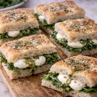 Focaccia de Burrata (2 px)