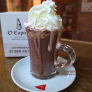 Cacau Quente com Natas