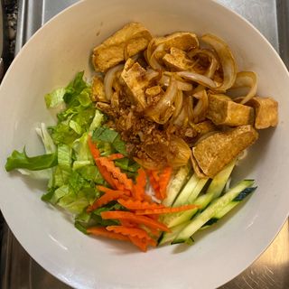 Bún xào chay (Rice noodles with tofu stir-fried)