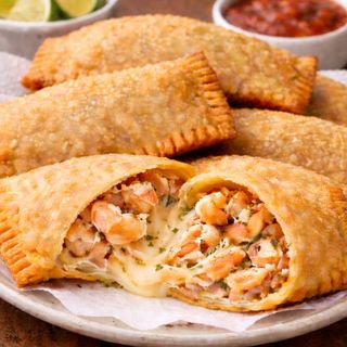 Pastel de Camarão com Cream Cheese