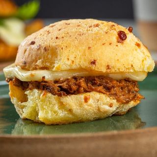Pão de queijo recheado 200g 