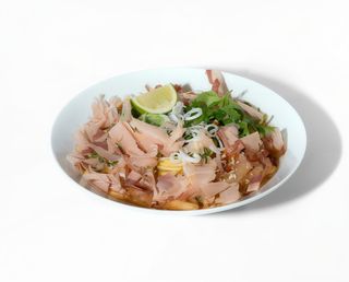 Camarão com Dashi de Coco e Noodles