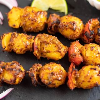 Lasooni Aloo