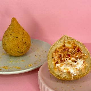 Coxinha brasileira