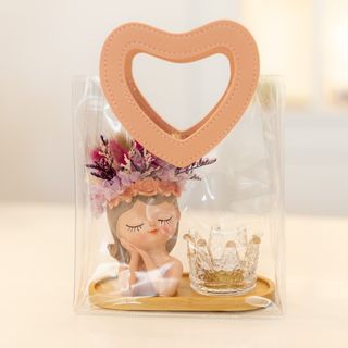 Tabuleiro em Madeira + Boneca com Flores Preservadas