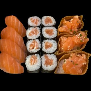 A11-Tofu salmão,maki salmão e nigiri salmão