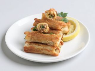 Bourek De Carne Com Queijo