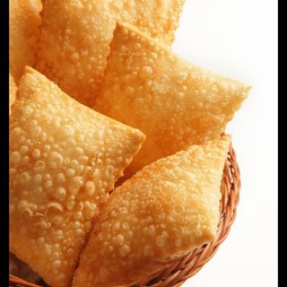 Pastel de Carne c/ Queijo