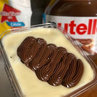 Nido c/ nutella massa branca 