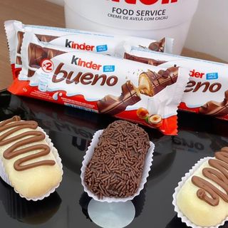 Enroladinho de kinder bueno de brigadeiro