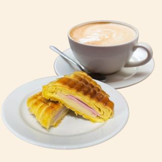 Croissant Misto + Meia de Leite