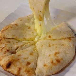 cheese naan