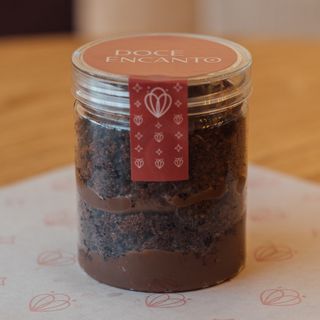 Bolo no pote chocolate & brigadeiro