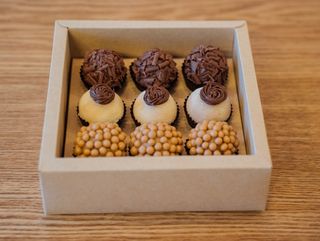 Caixa com 6 Brigadeiros