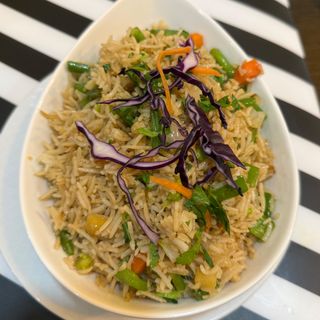 Arroz Frito com Vegetais