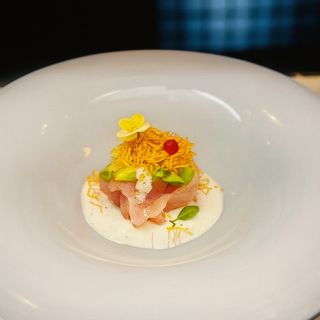 34.  SASHIMI SALMÃO COM IOGURTE