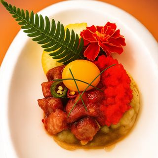 141. Tartaro de vaca c/ovas de peixe