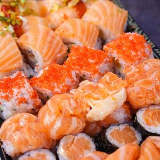 39. 24peças frio com sashimi