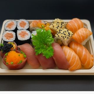 14. MIX SUSHI 16 peças