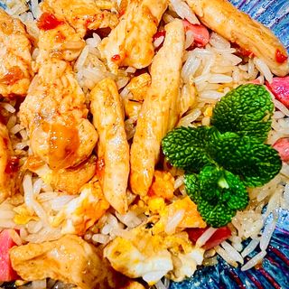 029.Arroz frito de frango