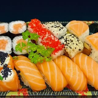 26. MIX SALMÃO 16 peças