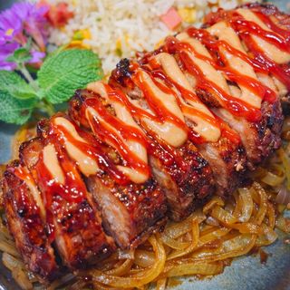 031.Arroz frito com char siu