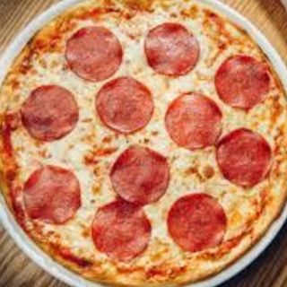 Pizza de Salame