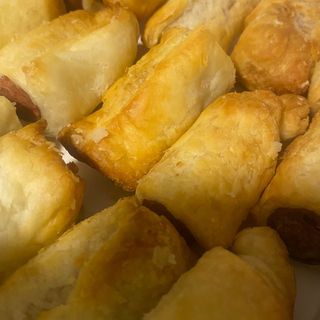 Mini Folhado de Salsicha