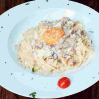 Espaguete a carbonara 
