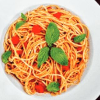 Espaguete a pomodoro