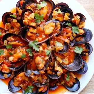 Mexilhão à Espanhola