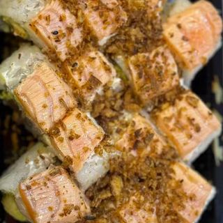 Uramaki Salmão Braseado