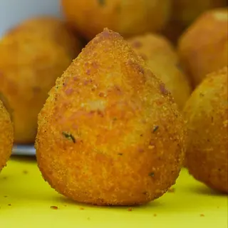 Coxinha pequena