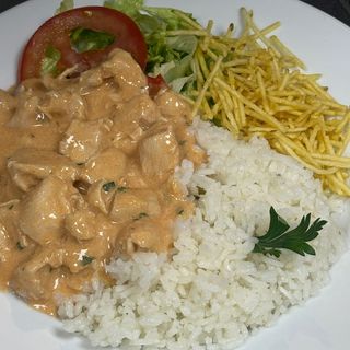 Strogonoff de Frango