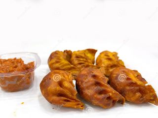 chicken fried gyoza 6 pieces