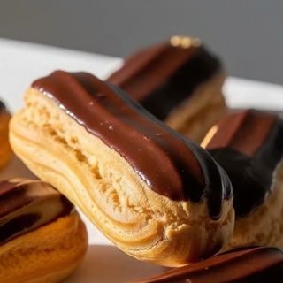 Mini eclair