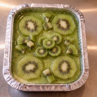 Bolo Gelado de chocolate Branco e Kiwi