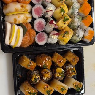 2. Sushi Koi -  46uni (34frio +12 quente)