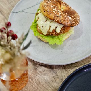 Hambúrguer Frango Crocante