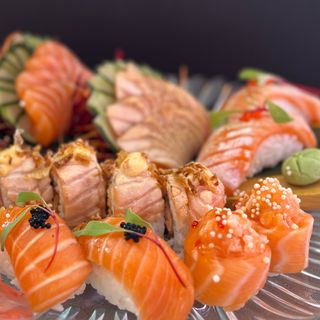 kamakura Salmão Lover ( 16 Unidades)